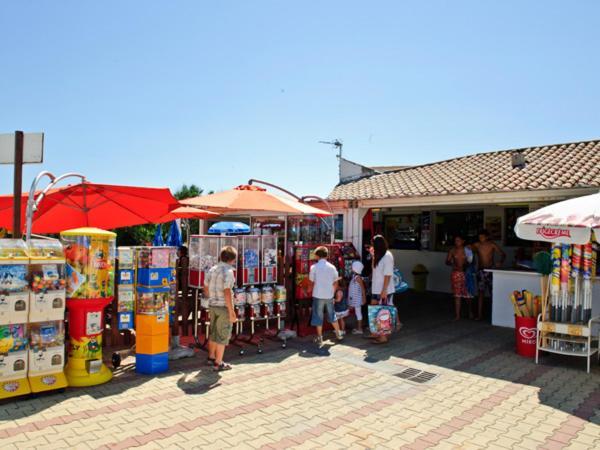 Oh! Campings La Brise Hotel Saintes-Maries-de-la-Mer Exterior photo